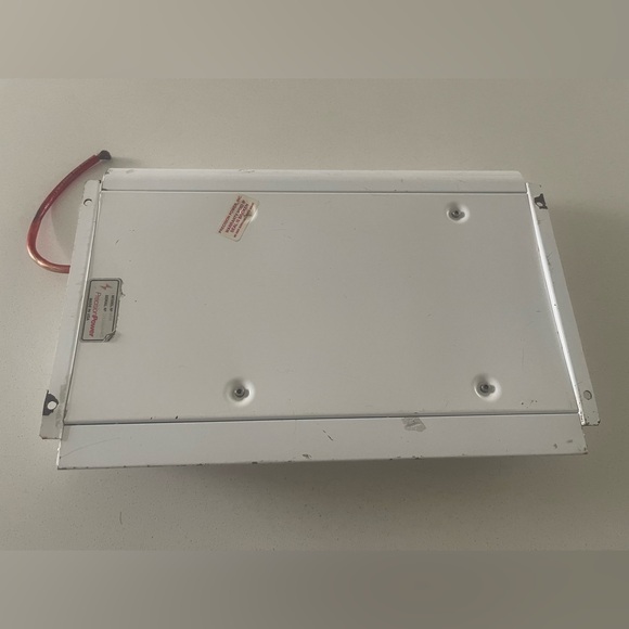 Precision Power Amplifier - Picture 3 of 8